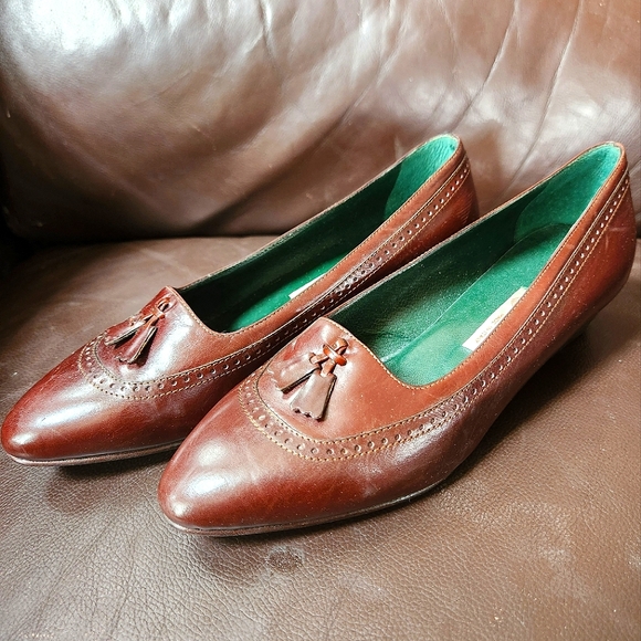 Vintage GUCCI Women's Leather Tassel Loafers - Picture 1 of 5